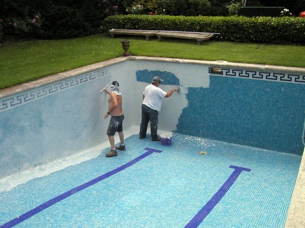 APLICACION IMPERMEABILIZANTE EN PISCINAS