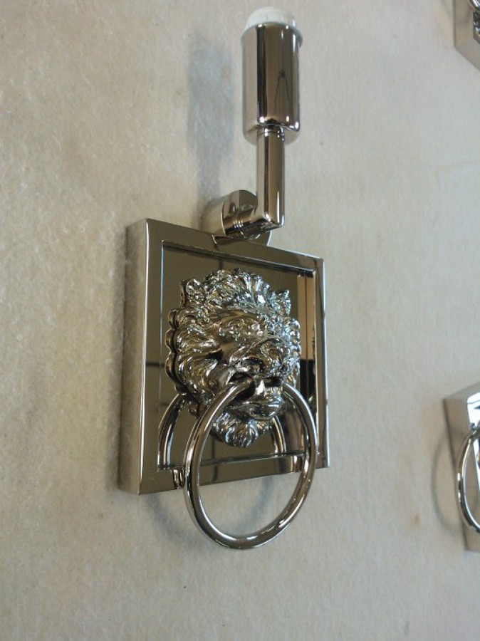 Aplique león níquel brillo