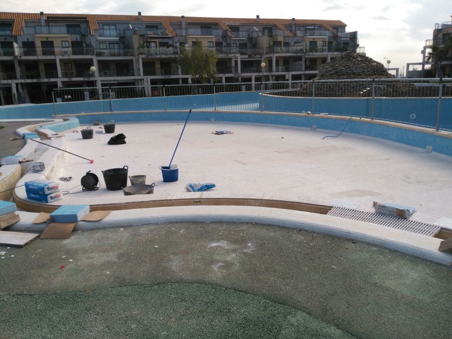 Reforma piscina.