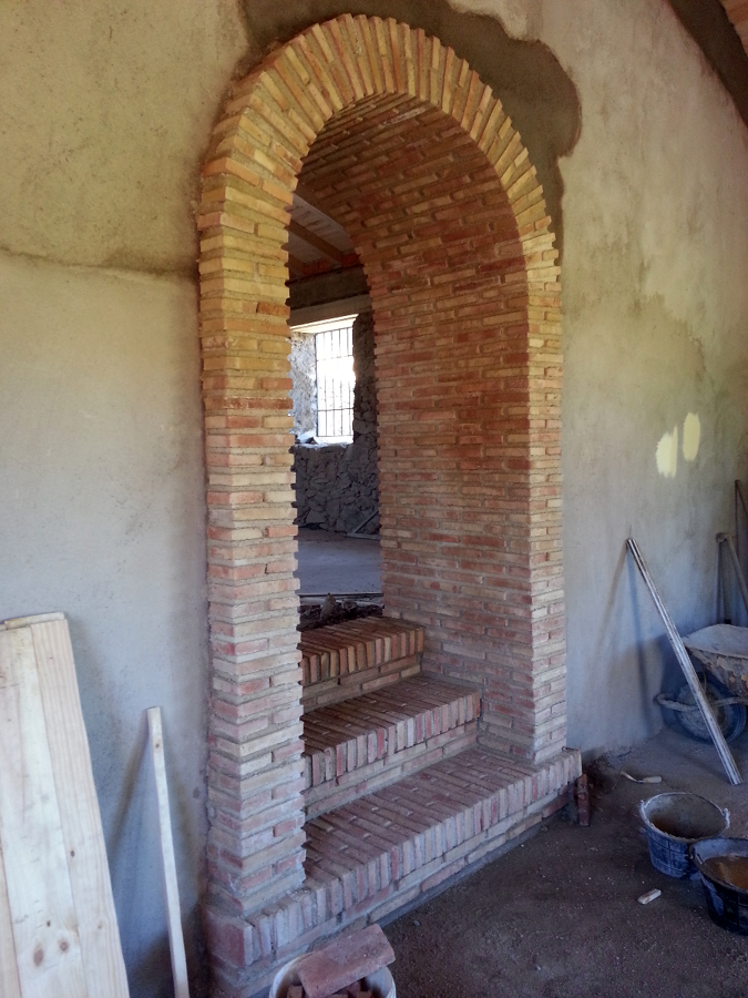 Arco de medio punto con ladrillo
