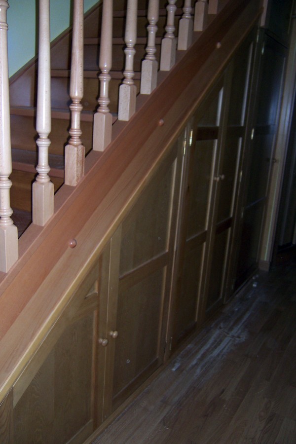Armario bajo escalera
