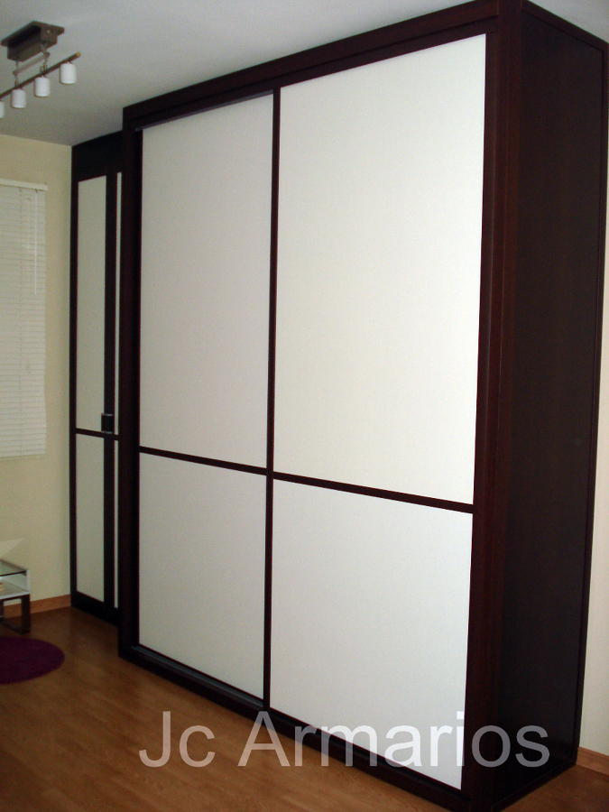 Armario blanco wengué