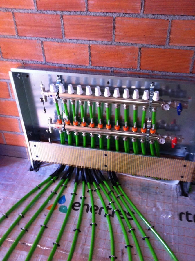 Armario colectores suelo radiante