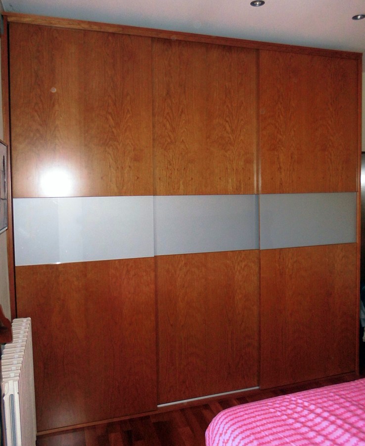 armario con puertas correderas