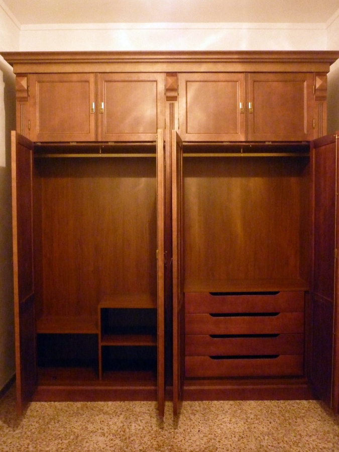 armario de madera