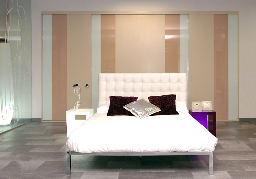 Armario de puertas deslizantes Serie Zafiro.