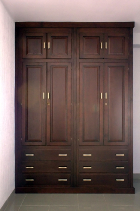 Armario empotrado a medida.