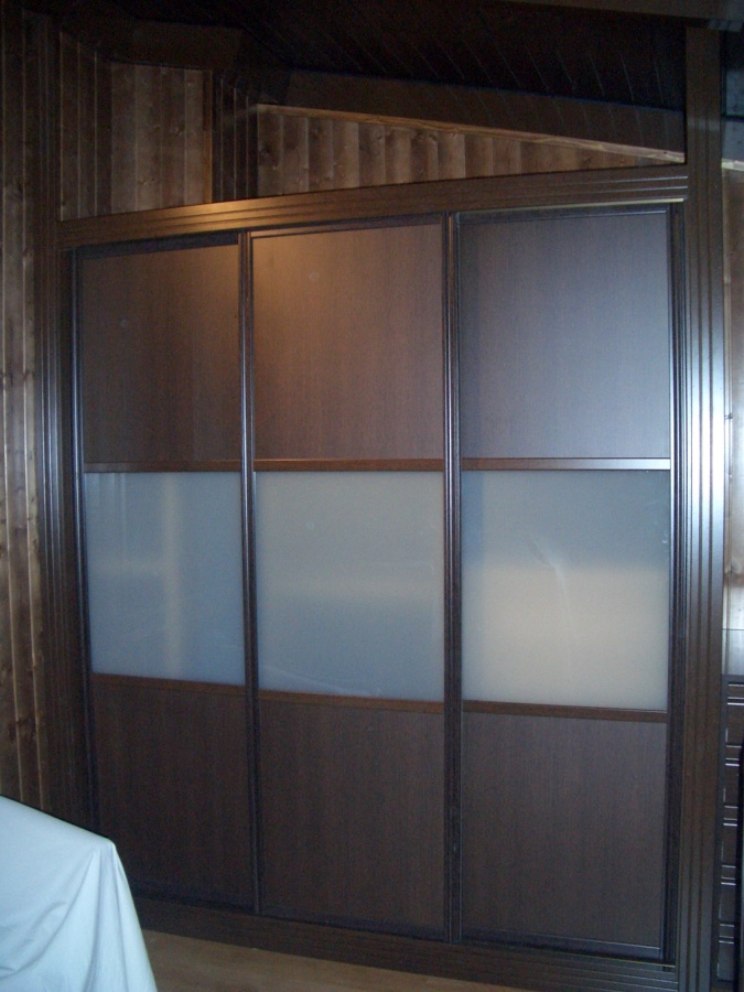 ARMARIO EN BUARDILLA