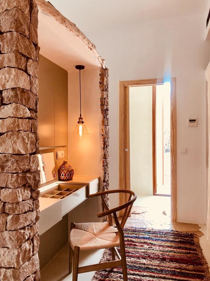 Microcemento Armario habitación y muebles ordenador y cajoneras