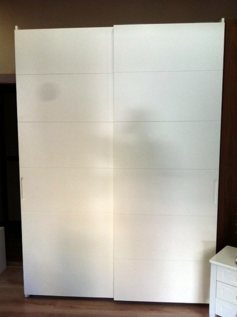 armario lacado ranurado corredero