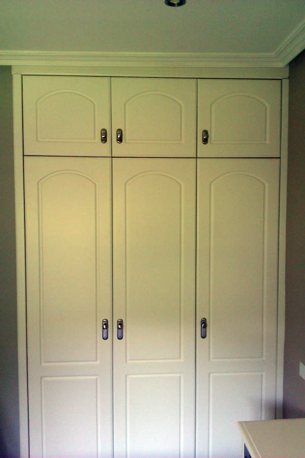 ARMARIO MADERA CEREZO LACADO