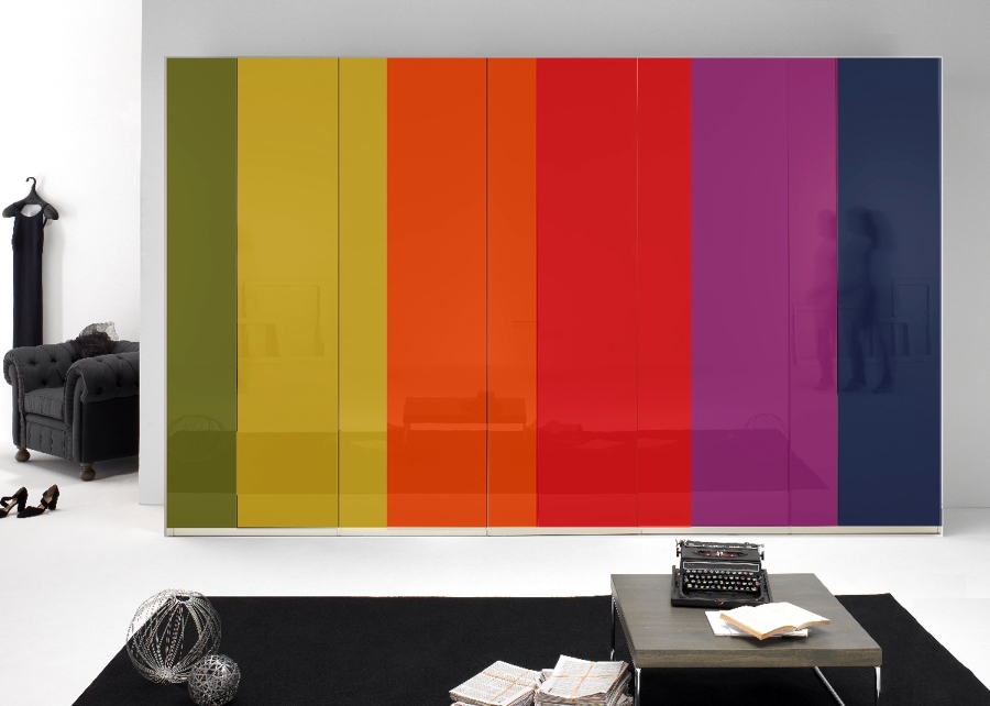 armario puertas batientes cristal.