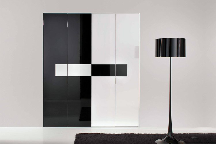 Armario puertas batientes