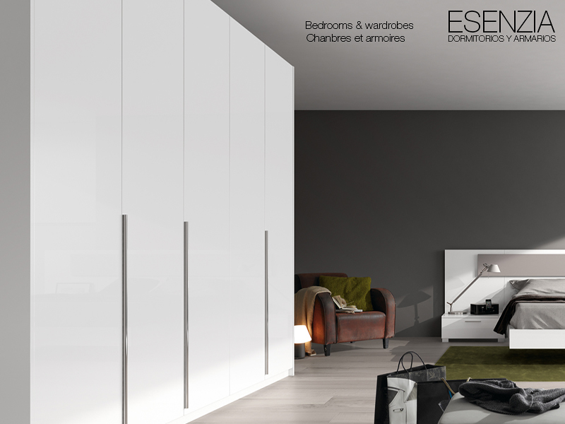 Armario puertas batientes