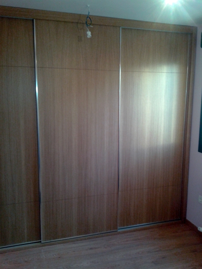 ARMARIO PUERTAS CORREDERAS