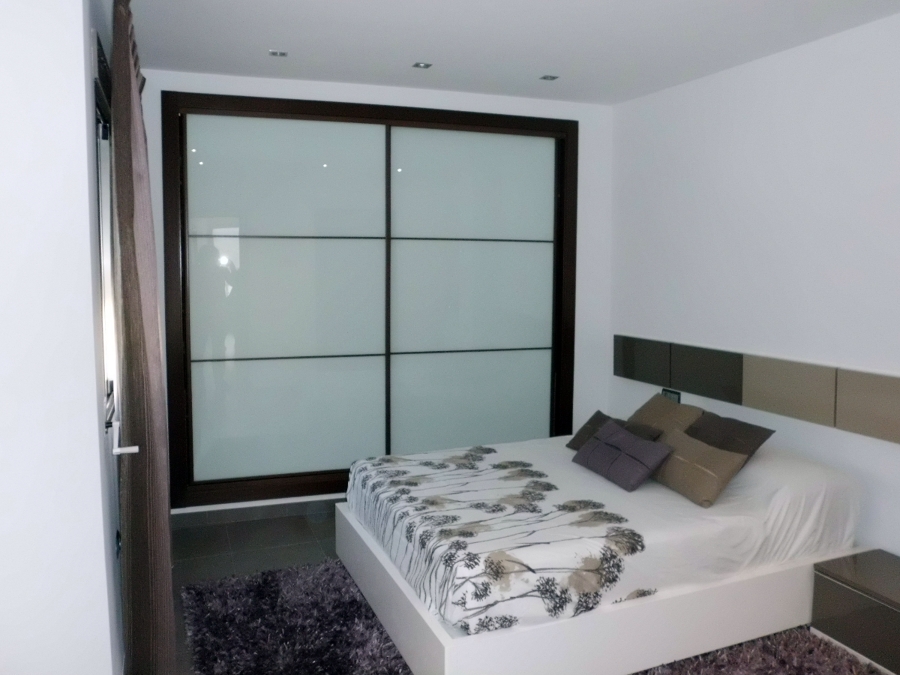 ARMARIOS CORREDEROS GLASE