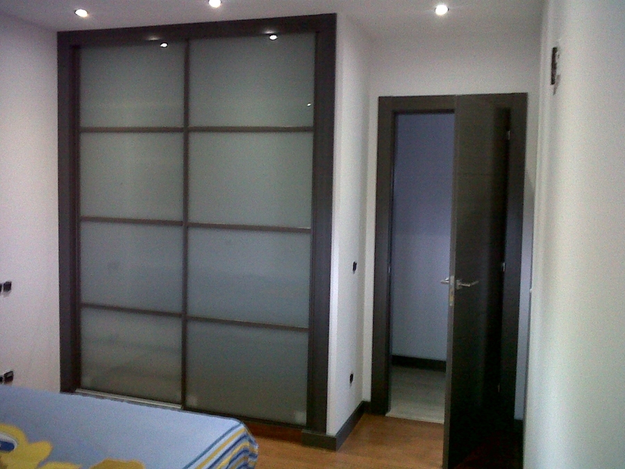 armarios y puertas de paso,obra nueva