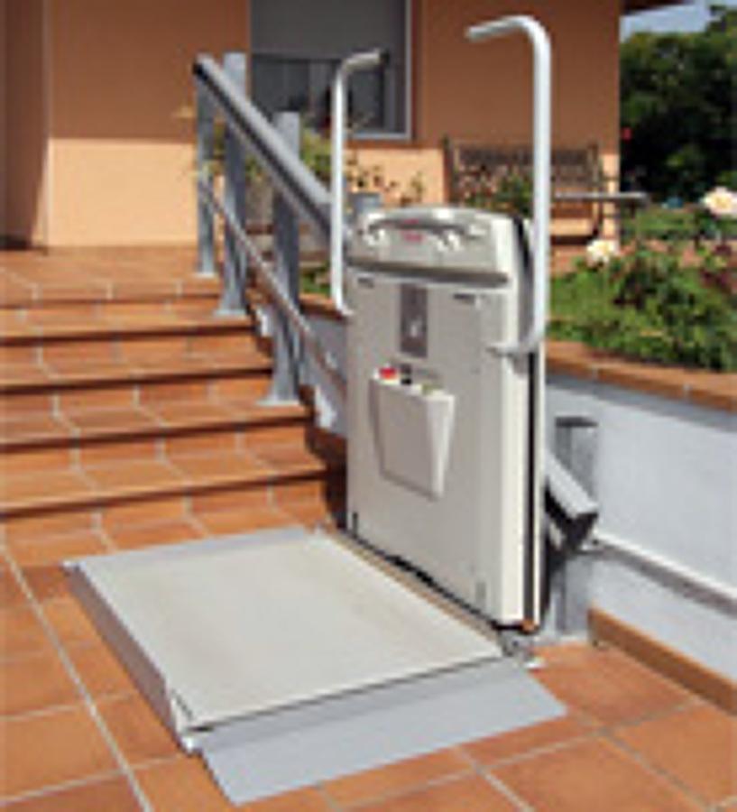 ASCENSORES Y RAMPAS PARA ESCALERAS