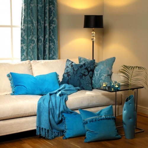 AUXILIAR Y DECORACION