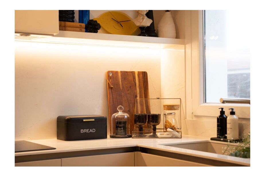 Detalle de iluminación LED integrada