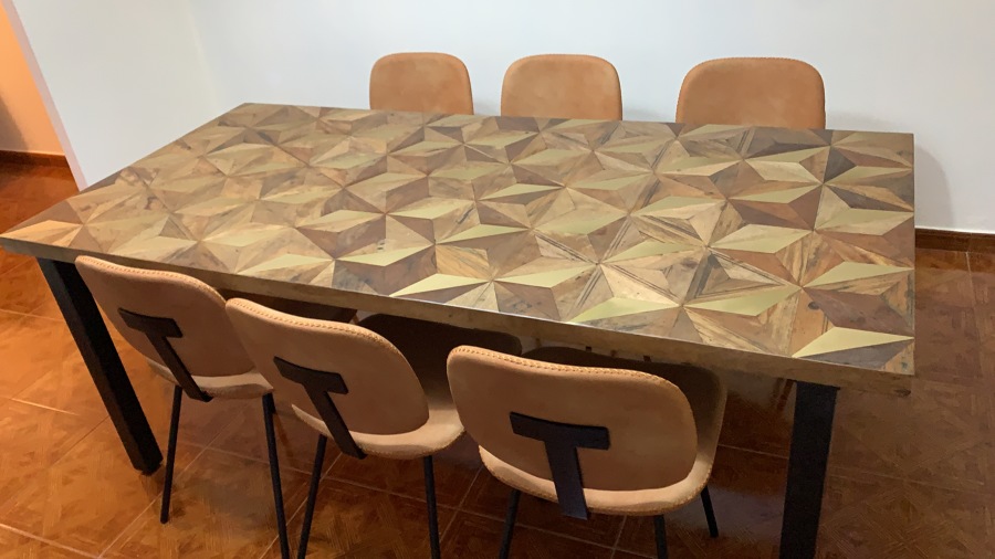 Montaje mesa y sillas