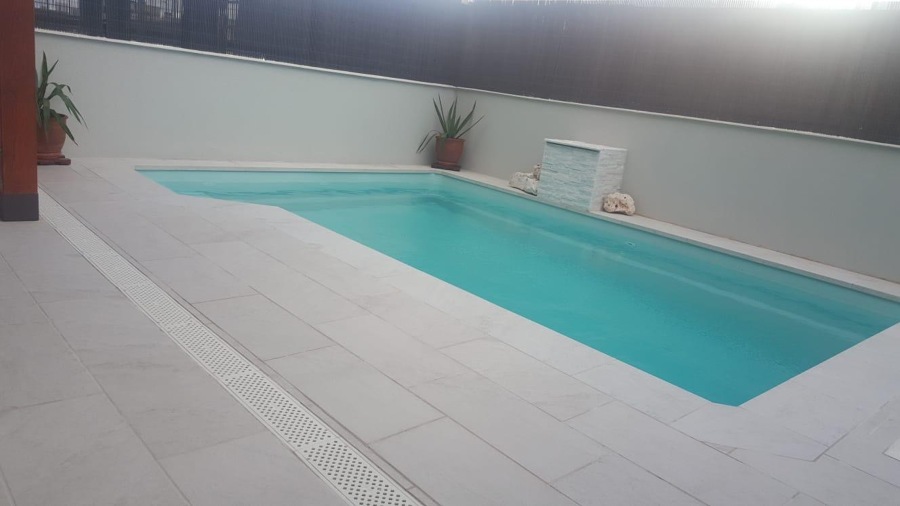 piscina de fibra