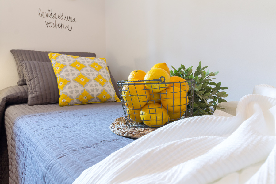 Dormitorio | Bajo Costa Brava | by Carmela Cebrián