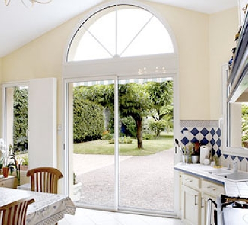 BALCONERA DE PVC PUNTO CURVADO