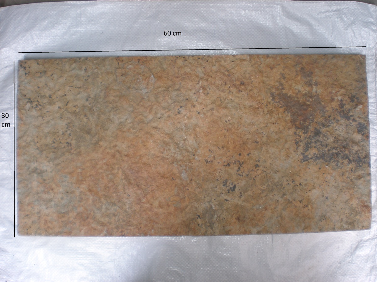 BALDOSA DE PIEDRA NATURAL