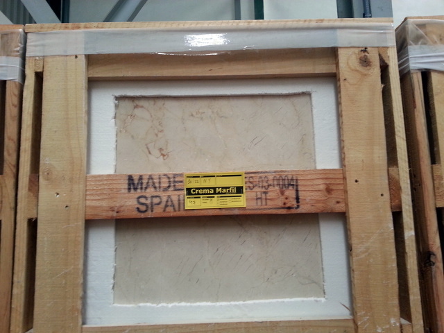 Baldosa en cajón de Marmol Crema Marfil calidad Clasico