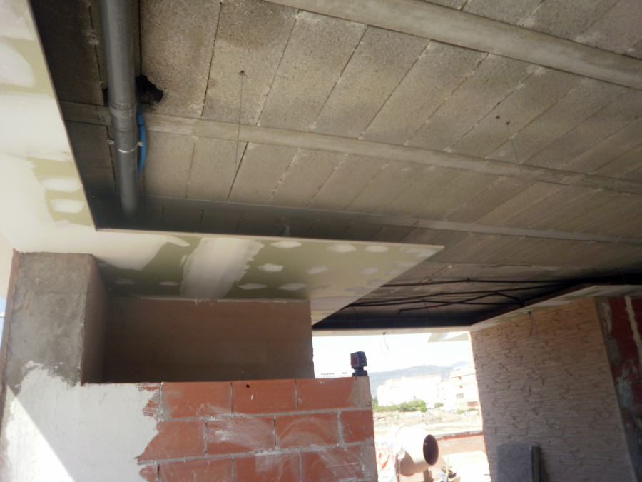 BANDEJAS YESO LAMINADO