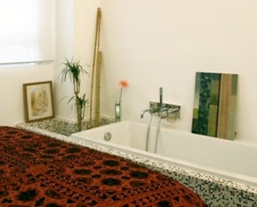 BAÑERA EN EL DORMITORIO