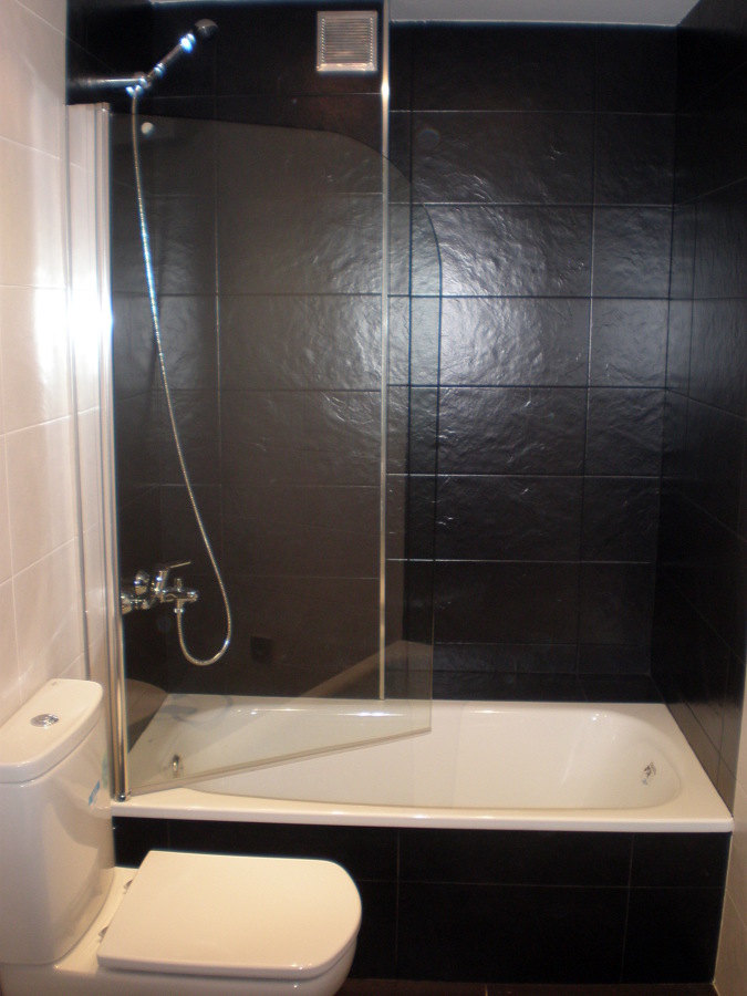 BAÑO "BLANCO Y NEGRO"