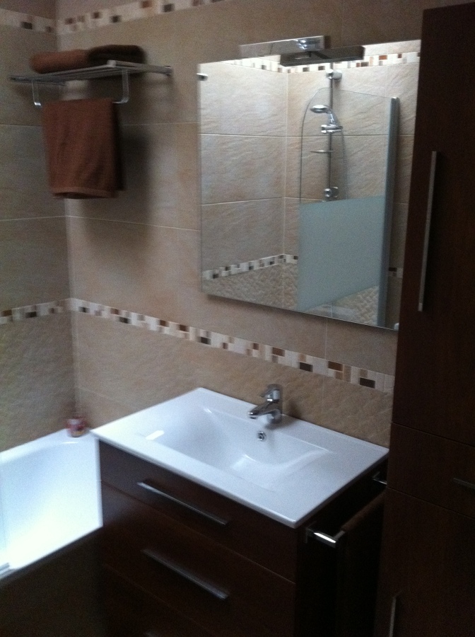 BAÑO C.L.R