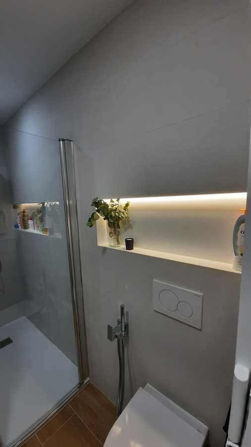 BAÑO CALLE CUENCA (VALENCIA)