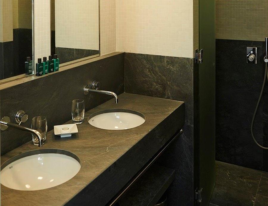 baño con Filita Gris Jbernardos