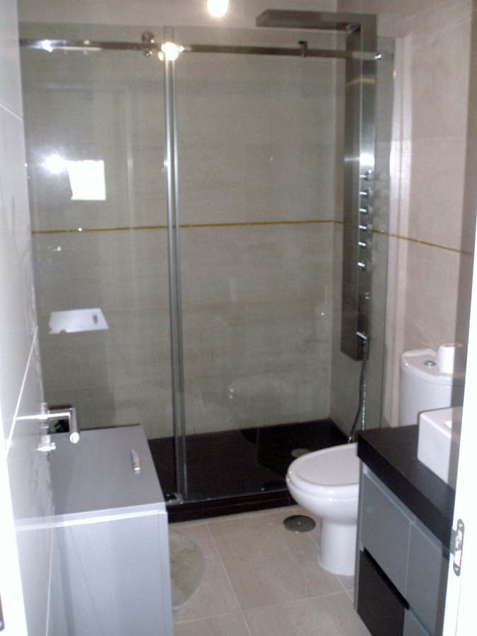 Baño de grandes acabados