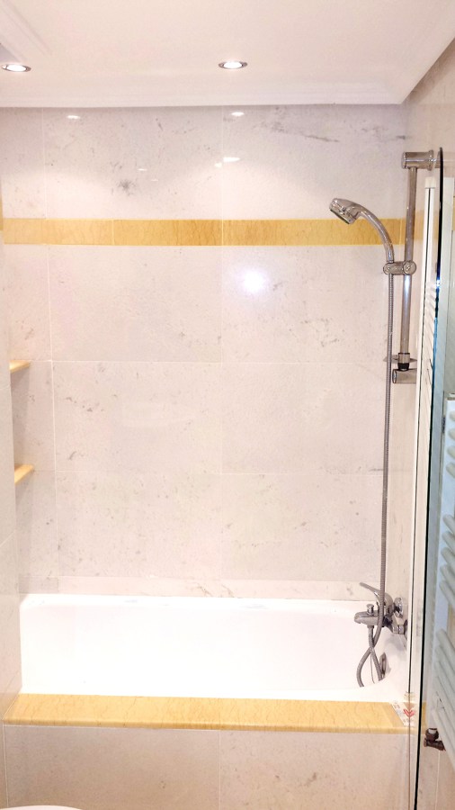 Baño en mármol
