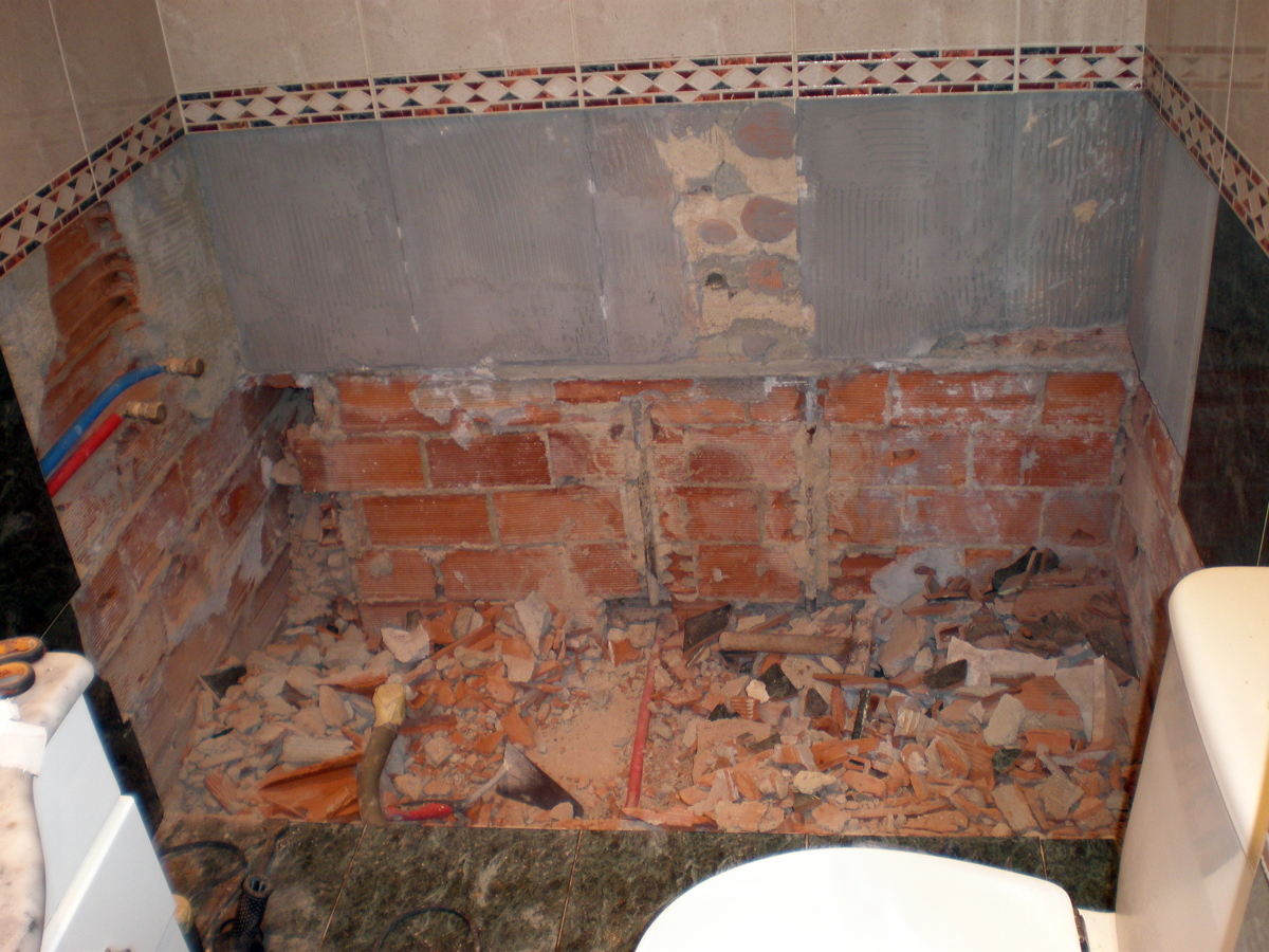 BAÑO EN REFORMA (GIJON)