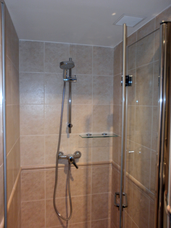 BAÑOS,MANPARAS,ETC.....