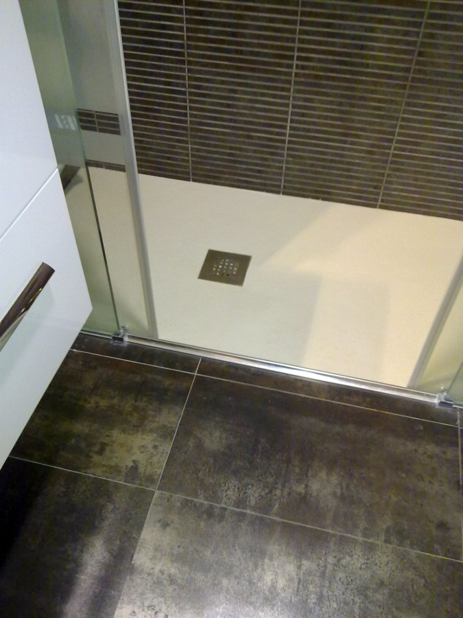 BAÑOS RECONSTRUMAT S.L. PLATOS DE DUCHA