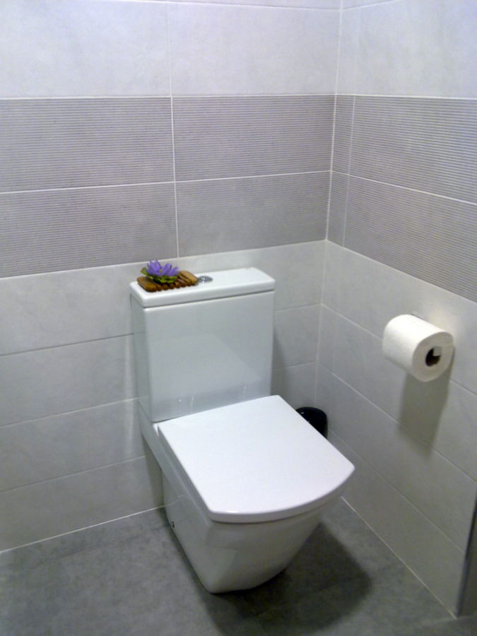  BAÑOS RECONSTRUMAT S.L.