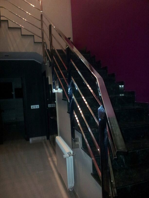 BARANDILLA DISENYO ACEROINOXIDABLE