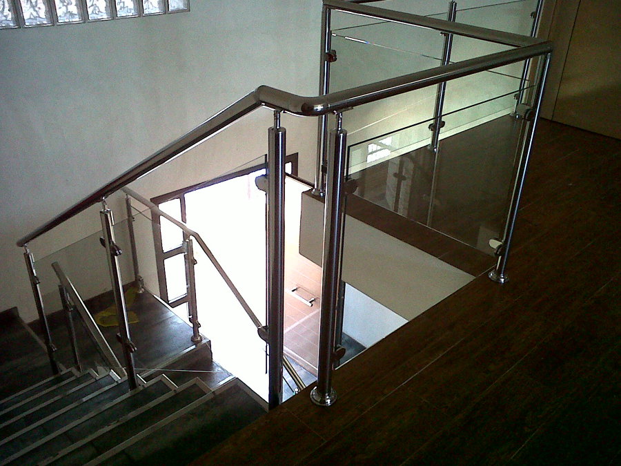 Barandilla interior acero inoxidable con cristal