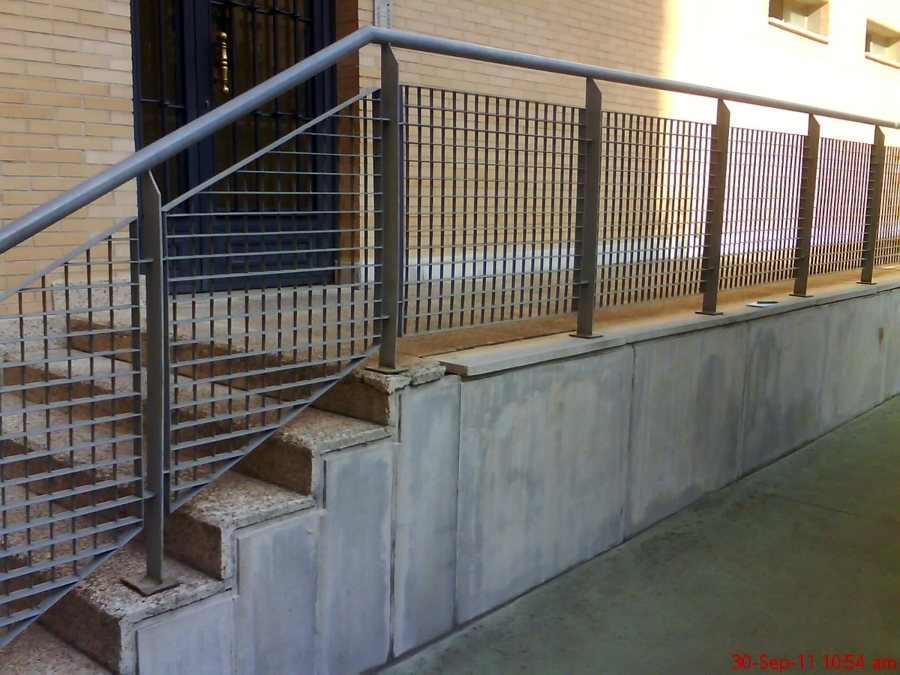BARANDILLA Y ESCALERA