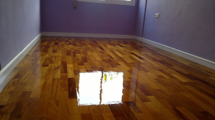 Barniz poliuretano brillo 