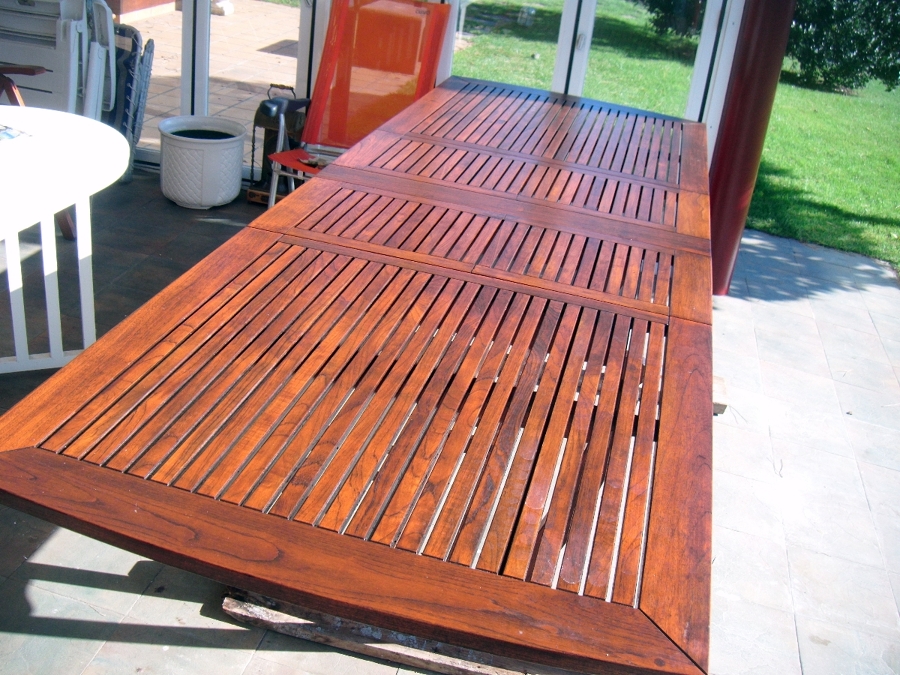 BARNIZADO A PORO ABIERTO