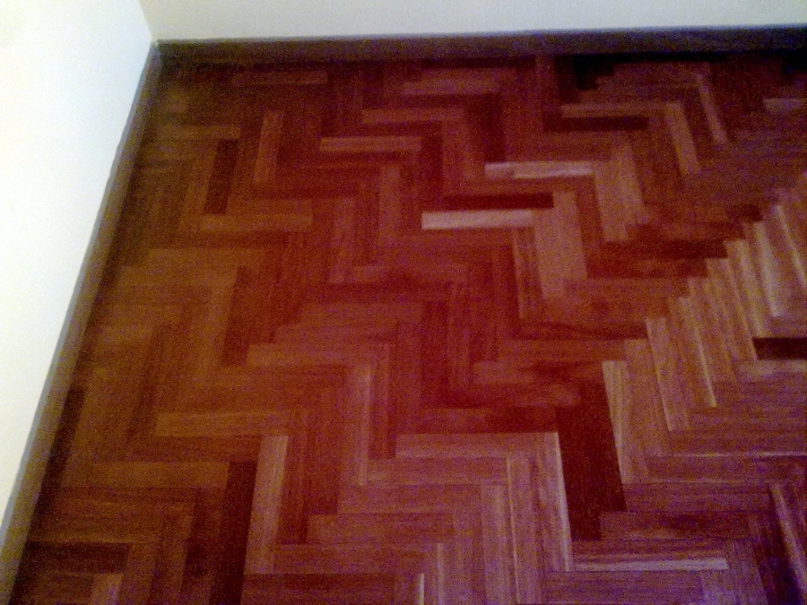 Barnizado de parquet