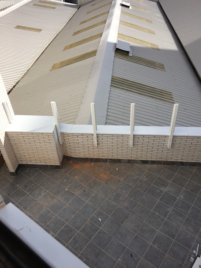 Valla cristal y aluminio