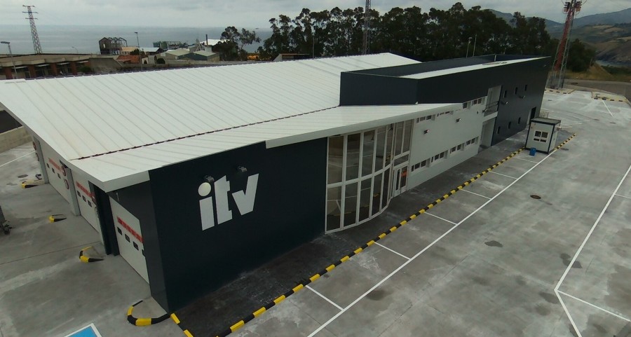 Nave INDUSTRIAL DE PANELES SANDWICH